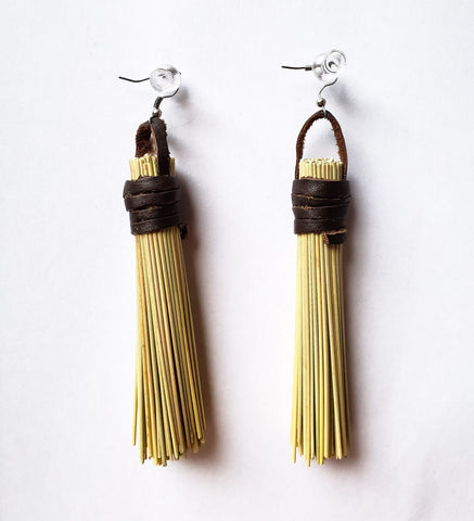 Buhle: Straw and Leather Earrings